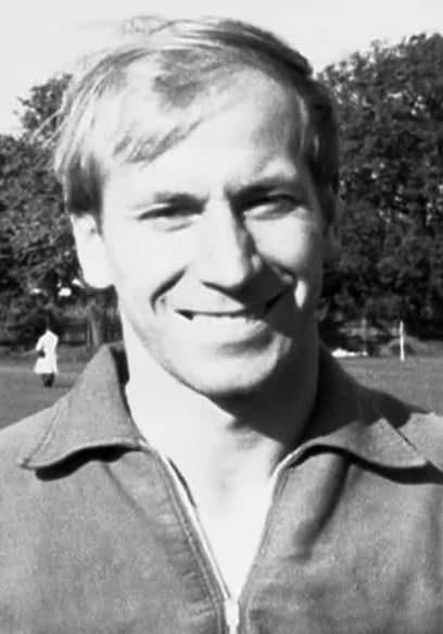 S01:E13 - Héroe de Inglaterra Bobby Charlton poster