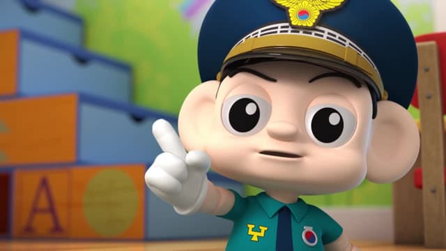 S01:E03 - Legendary Police / Piggy Bank Diet / Music Box / Bubbles