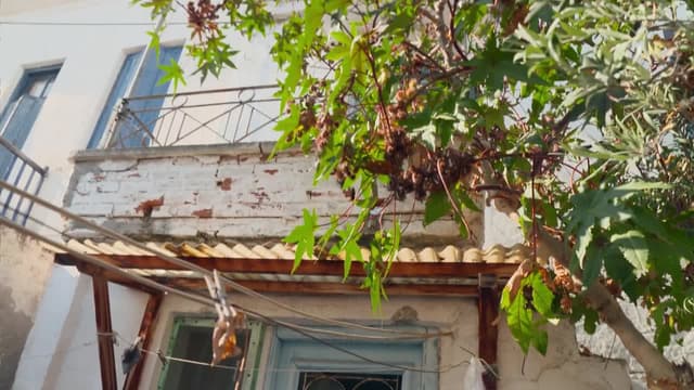 T01:C01 - S01:E01 - Episode 1