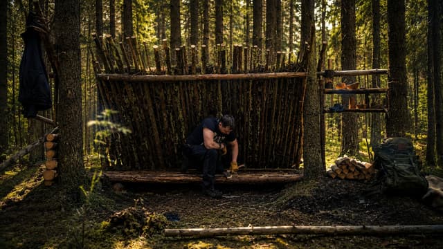 S01:E12 - Three Days, One Camp
