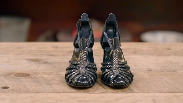 S08:E37 - Diablo, Stage Shoes, Katie's Telescope