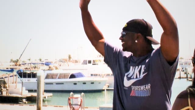 S05:E11 - Fishing With NFL MVP Ladainian Tomlinson From the Chargers