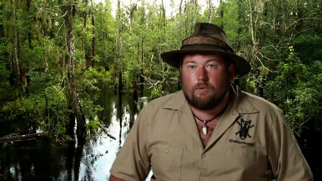 S03:E02 - Knee Deep in Mississippi
