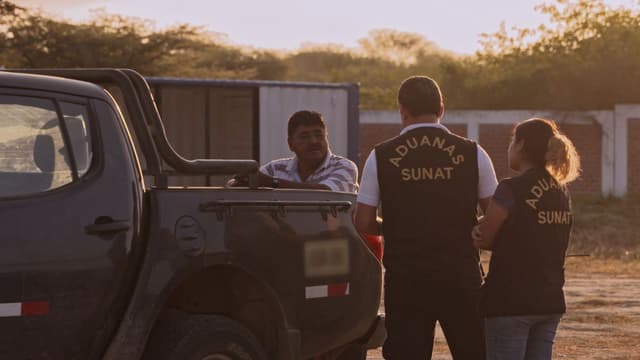 S01:E15 - Stolen & Smuggled