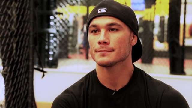 S01:E02 - Kim vs Issa