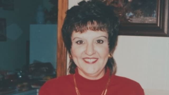 S03:E02 - Hostage to Greed