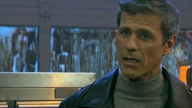 S01:E11 - Ghost in the Machine