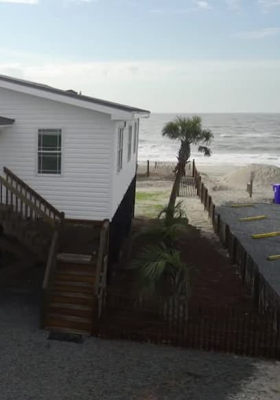 S01:E09 - Forever Carolina Beach Home poster