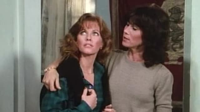 S03:E10 - Three Sisters