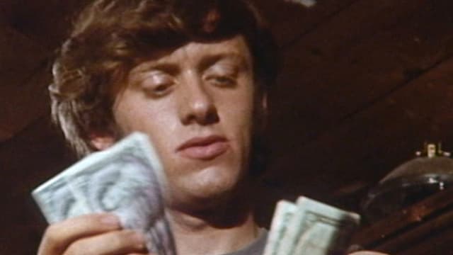 S01:E12 - Roar of the Hornet