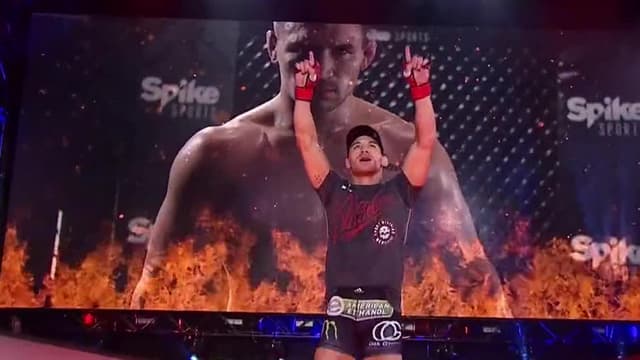 S05:E24 - Michael Chandler