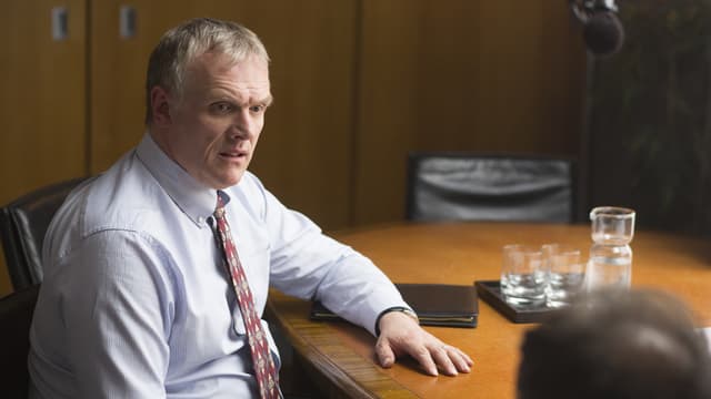 S02:E03 - Tribunal