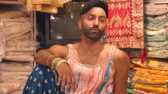 S01:E02 - Ging Social