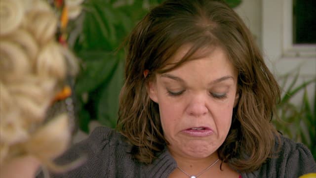 S02:E06 - Stage Fight