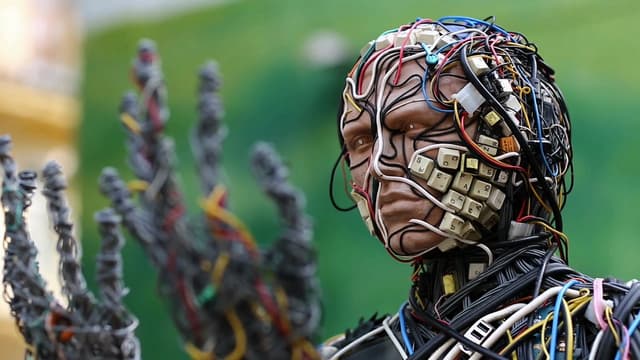 S01:E04 - AI: The Final Countdown