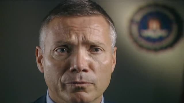 T05:C83 - S05:E83 - Empresa criminal