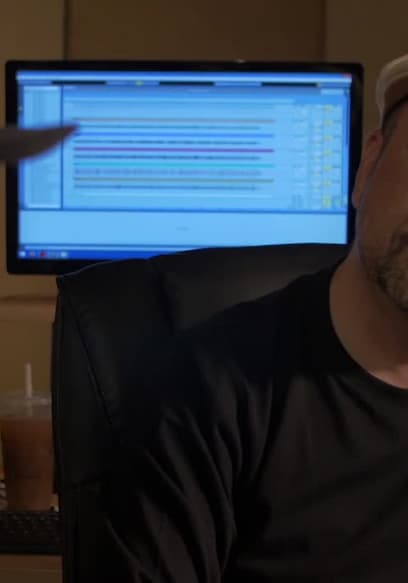 S01:E105 - DJ Day poster
