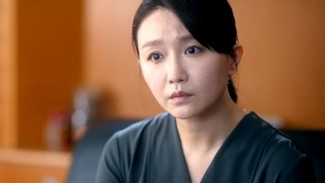 S01:E10 - False Identity