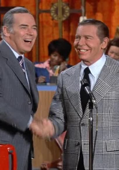 S06:E19 - Milton Berle Is the Life of the Party poster