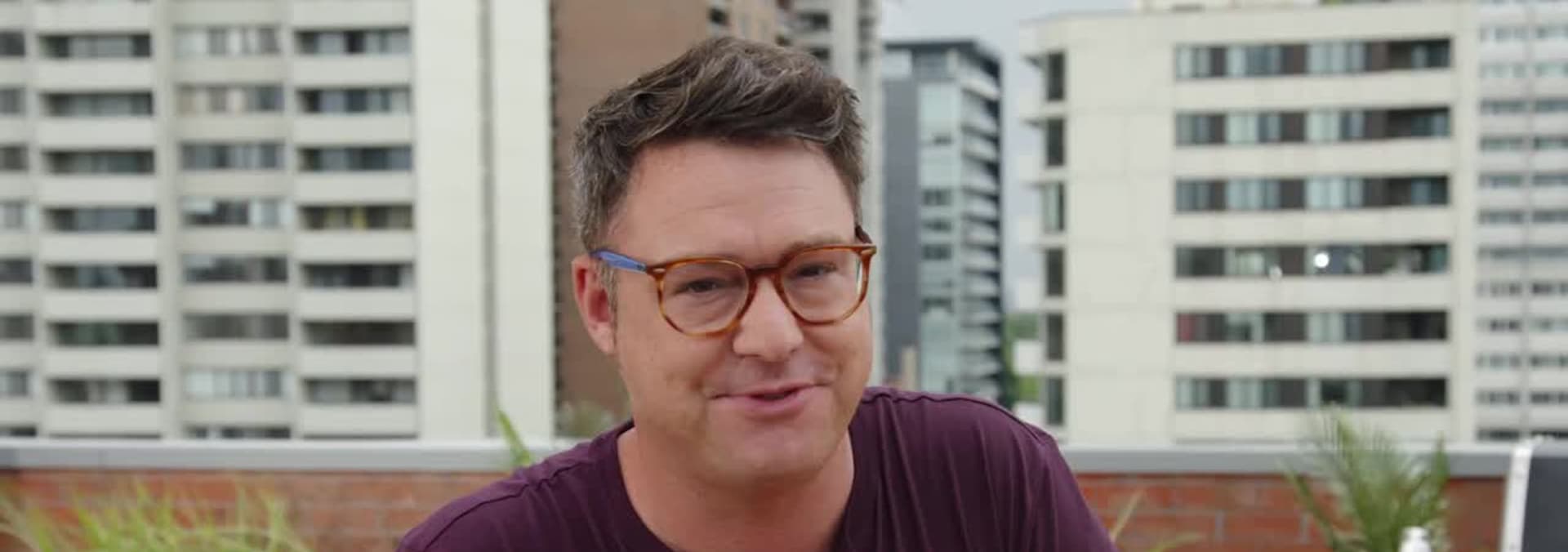 Watch Watts on the Grill S02:E09 - The Butter Did It - Free TV Shows | Tubi
