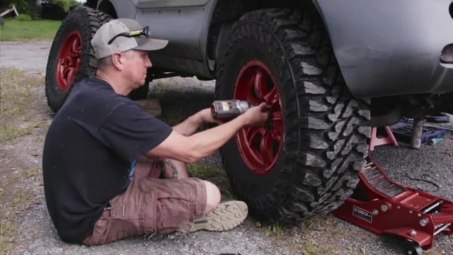 S07:E12 - $3k in 3 Days to go Four-Wheeling