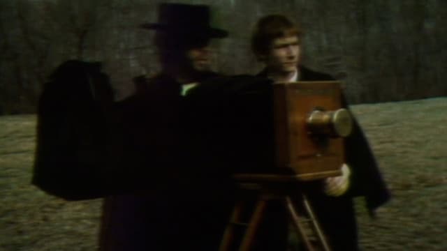 S01:E01 - Civil War Photographers