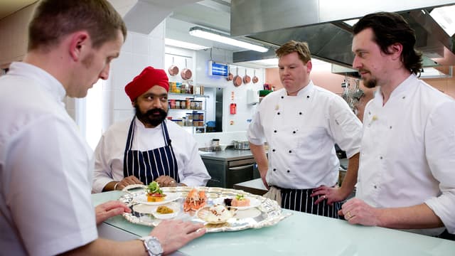 S06:E27 - Scotland Fish