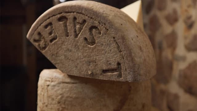 S01:E02 - Camembert: The Cheese That Conquered France