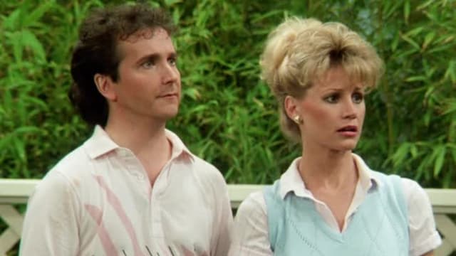 S05:E09 - Hello Ball