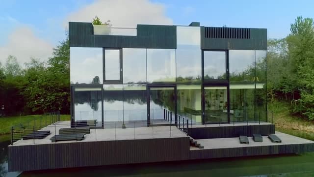 S01:E05 - Ultimate Hideaways