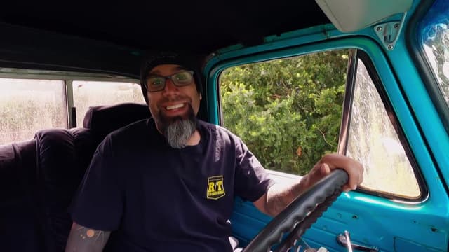 S01:E07 - Not for Sale