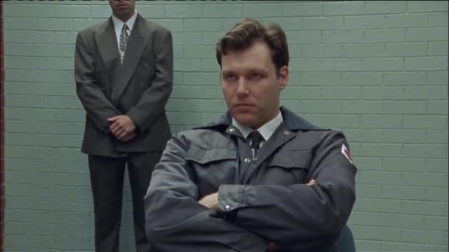 S01:E05 - Show the Dead Mouse: Part 2