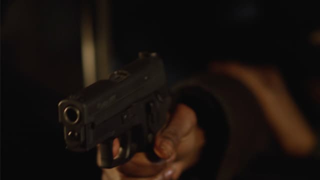 S01:E05 - Episode 5