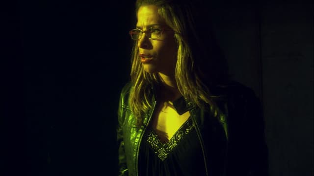 S01:E01 - Blood Price: Part One