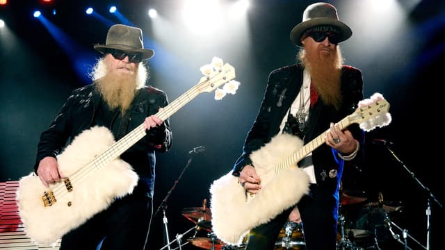 S04:E04 - ZZ Top