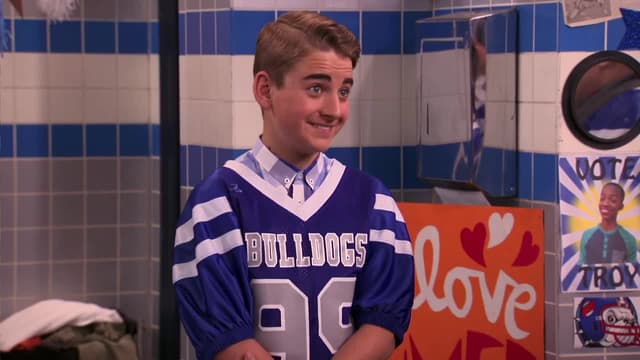 S01:E19 - No Girls Allowed
