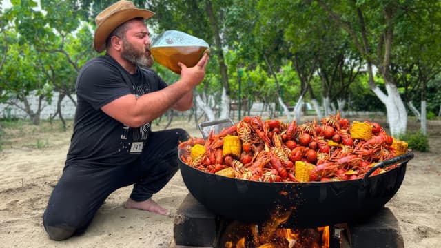 S01:E17 - Crayfish in a Cauldron