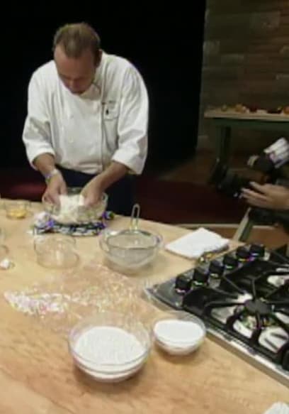 S01:E1022 - Desserts Episode With Chef Michael Bonacini poster
