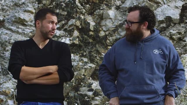 S08:E01 - Camaro LT 1LE vs. BMW M2