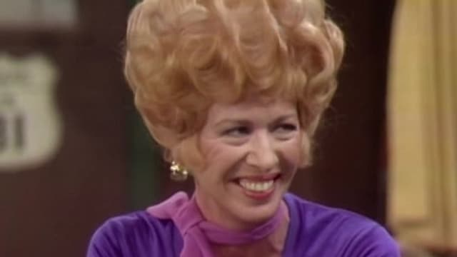 S01:E02 - Showdown at the Yellow Rose