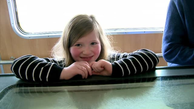 S01:E04 - Not Your Regular 9 to 5