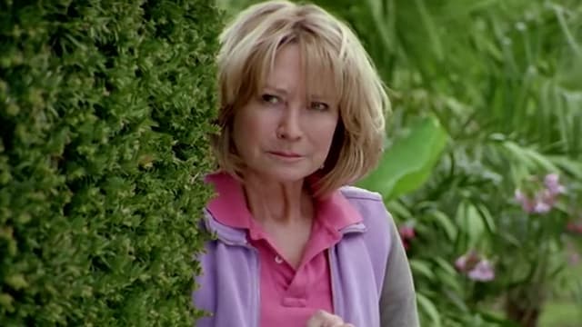 S01:E01 - And No Birds Sing