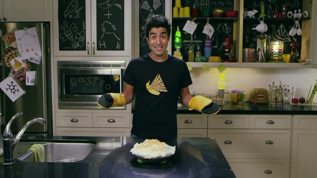 S01:E10 - Veggie Lasagna & Lemon Meringue Pie