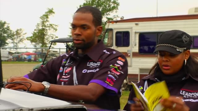 S01:E03 - Dreams to Champions: Show Time