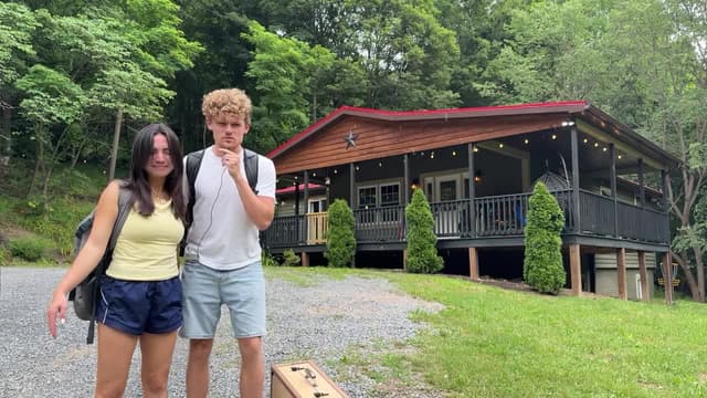 S01:E15 - West Virginia