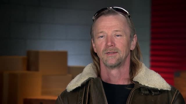 S02:E32 - Paulie's Angels: Full Throttle