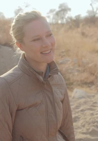 S01:E03 - Bush Walk and Breakfast - Antelope Park, Zimbabwe poster