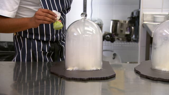 S11:E34 - North East Dessert