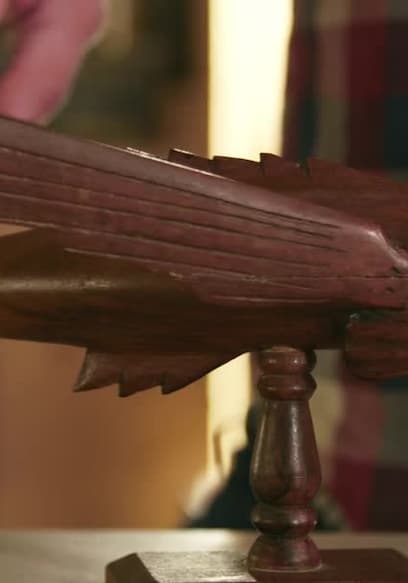 S01:E01 - Gothic Clock, Accordion, Flying Fish poster