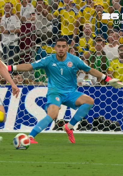 Sweden’s Viktor Gyökeres Extends Lead With Goal Off Tunisia Turnover poster
